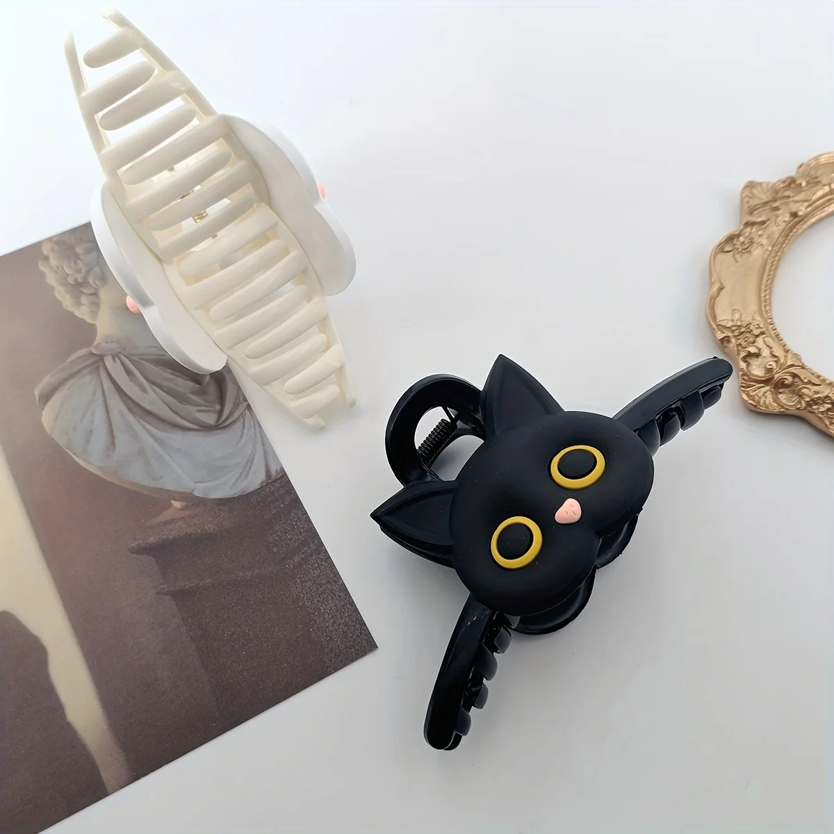 قطعة واحدة من مشبك شعر كبير بلون موحد - قطة لطيفة - مخالب بلاستيكية على شكل حيوان عصري - إكسسوارات شعر تحت عنوان