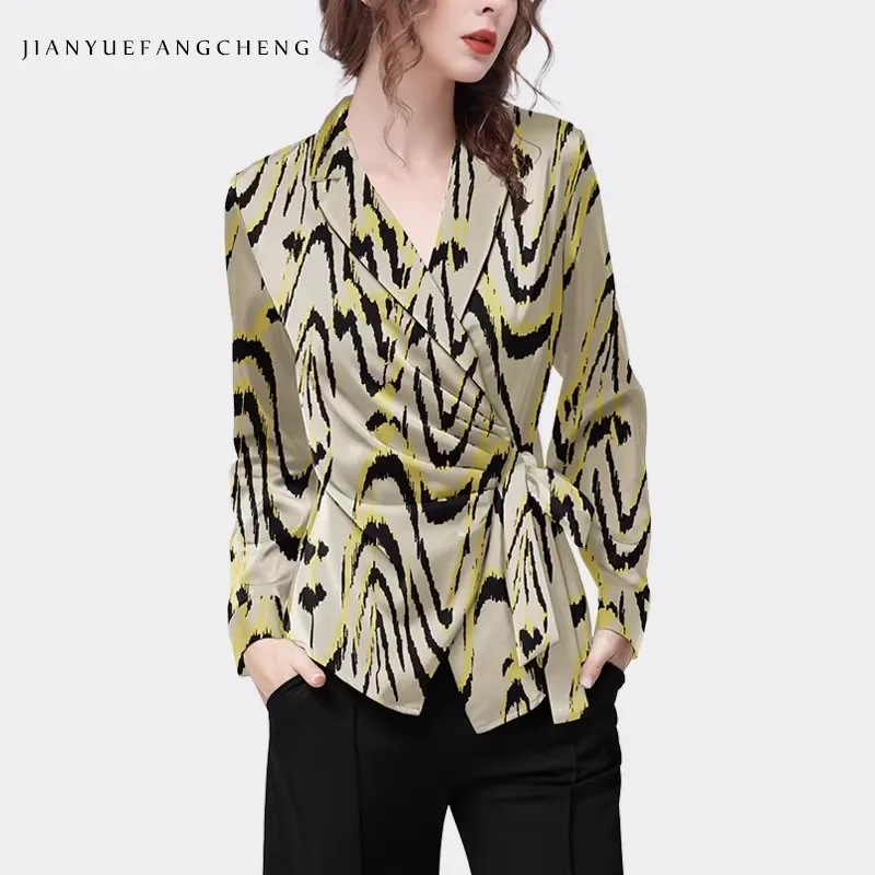 

Модная блузка из атласа с асимметричным V-образным вырезом и принтом в полоску, с длинным рукавом, на шнуровке, для весны и лета, повседневная