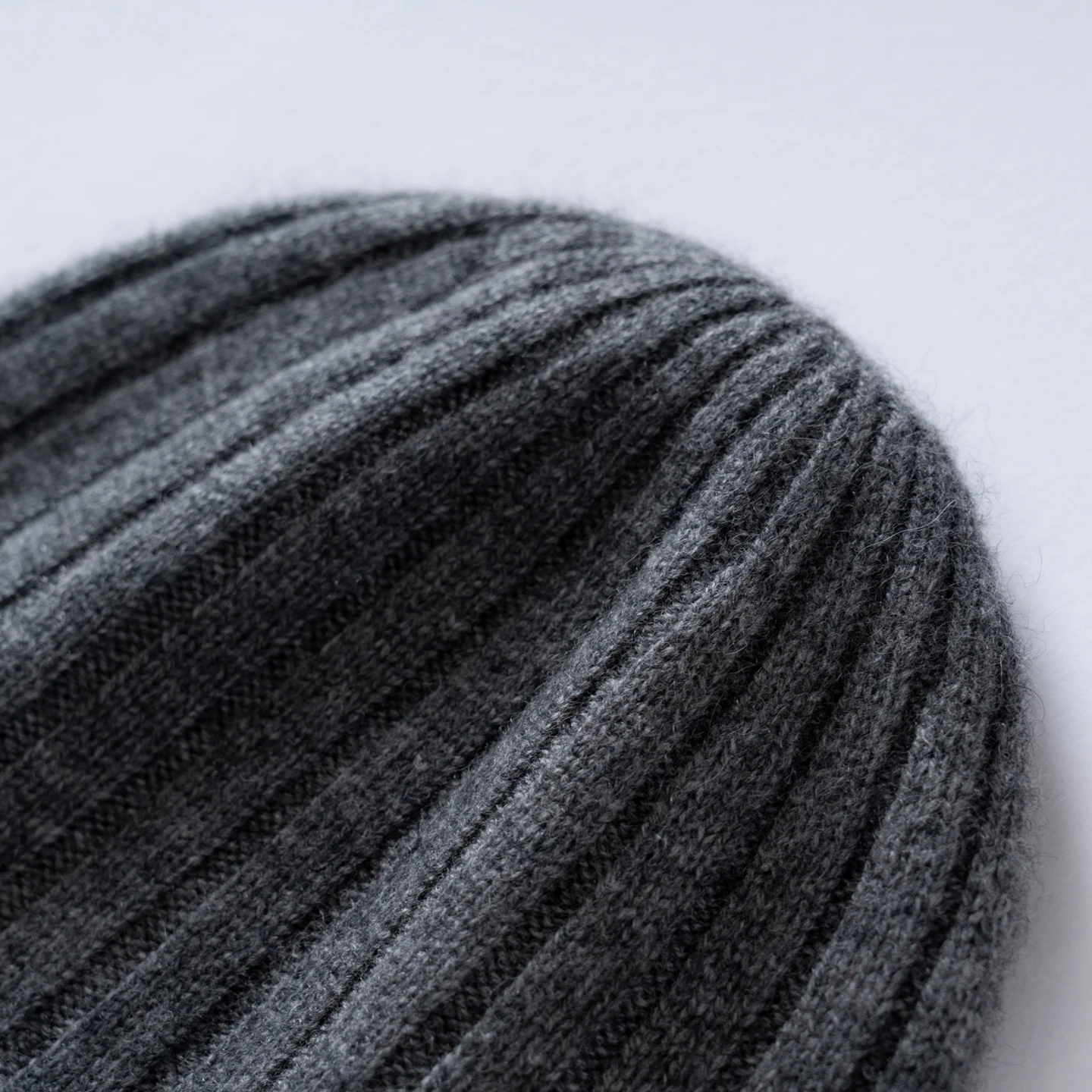 100 % hochwertige Kaschmirmütze für Damen/Herren, zweilagig, verdickt, warme Wintermütze, Outdoor-Skimütze, nahtlos gestrickte Beanie-Mütze für Unisex – Detail 14