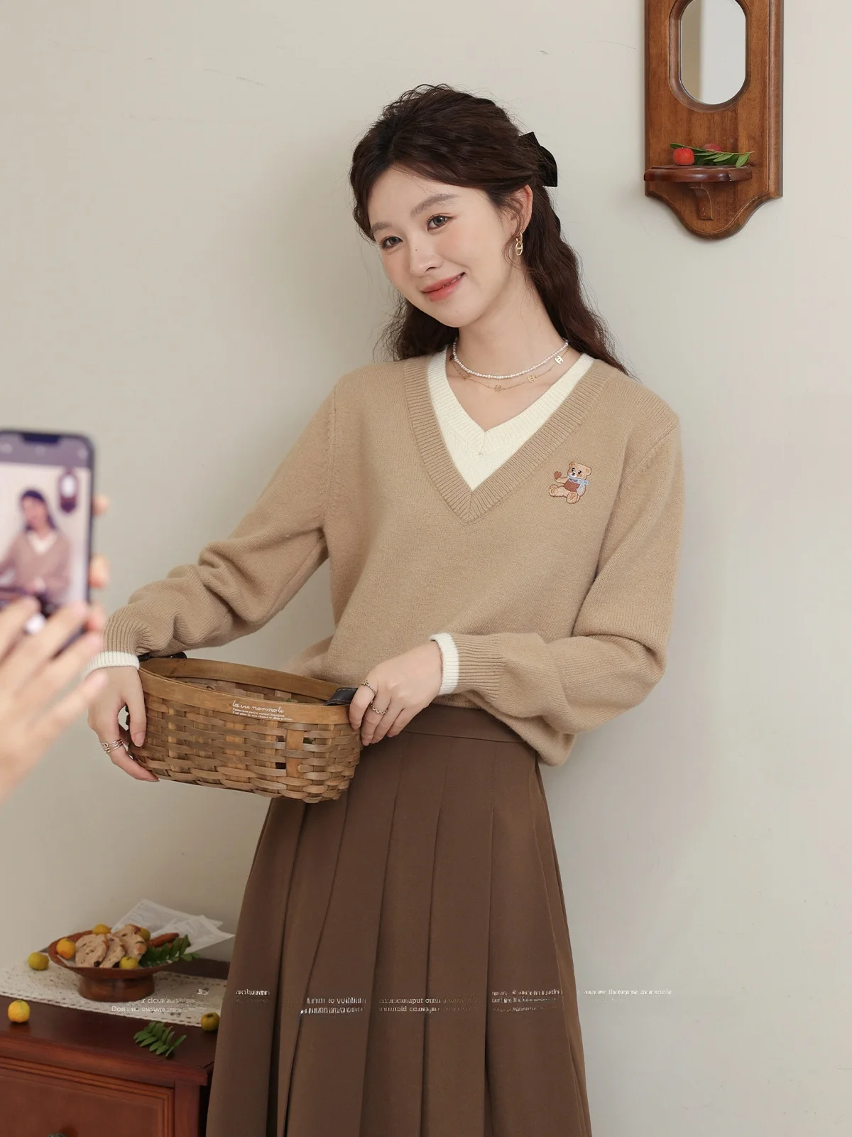 

hi Little Bear V-Ne Sweater Women's Inner Wear Sweet Sle Straight Tube Long Sve Knitted Top for Autumn Winter