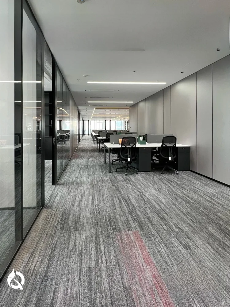 

Коммерческая нейлоновая ковровая плитка для офисных переговорных комнат, для больших площадей, с полным покрытием, огнестойкая, экологически чистая.