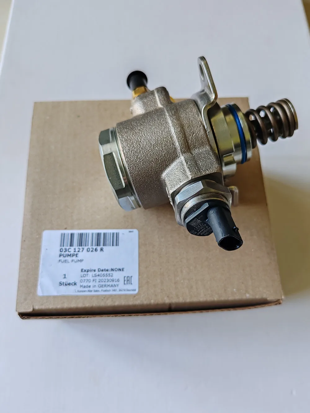 Made In Germany 06J127025G Fuel pump high pressure pump unit for Audi A4 A5 Q3 Q5 tt 2.0T VW GOLF VI CC EOS PASSAT CC B6