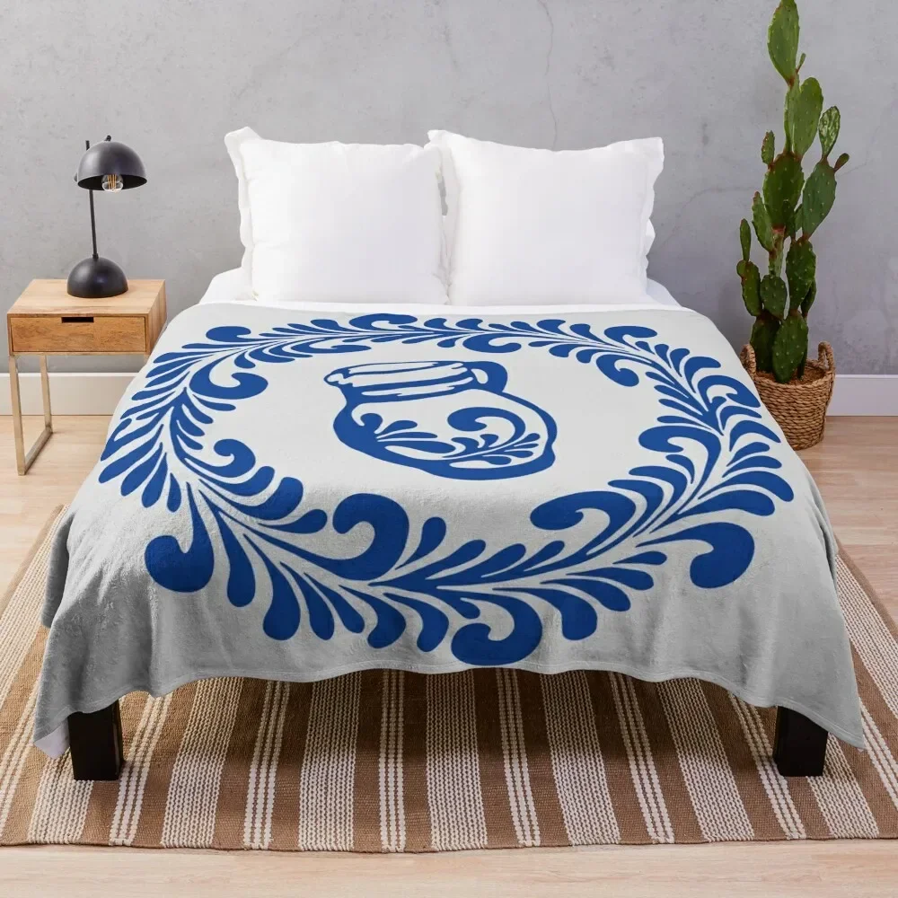 Ель, венок с вышивкой tendril, раскачивающееся одеяло, пушистые декоративные кровати, одеяла