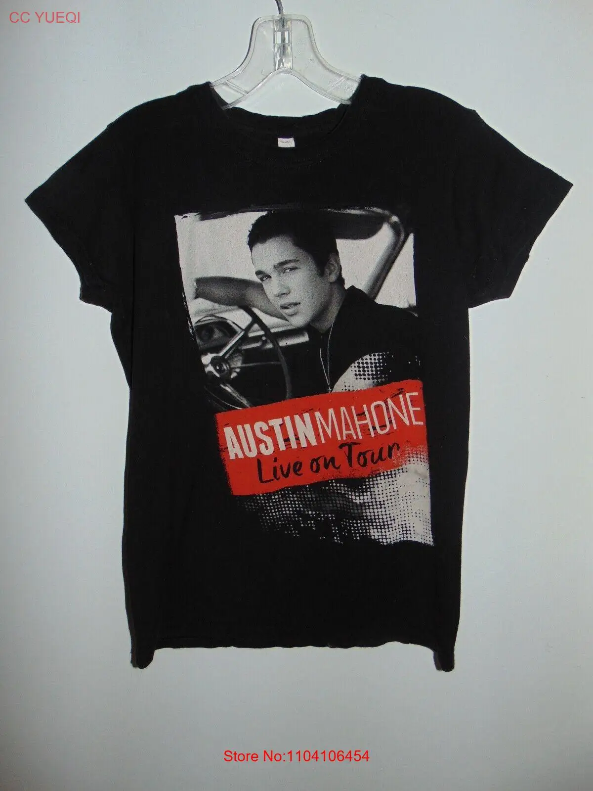 

Austin Mahone - “Live On Tour” Summer 2014 - Black Shirt Womens Large L Tultex