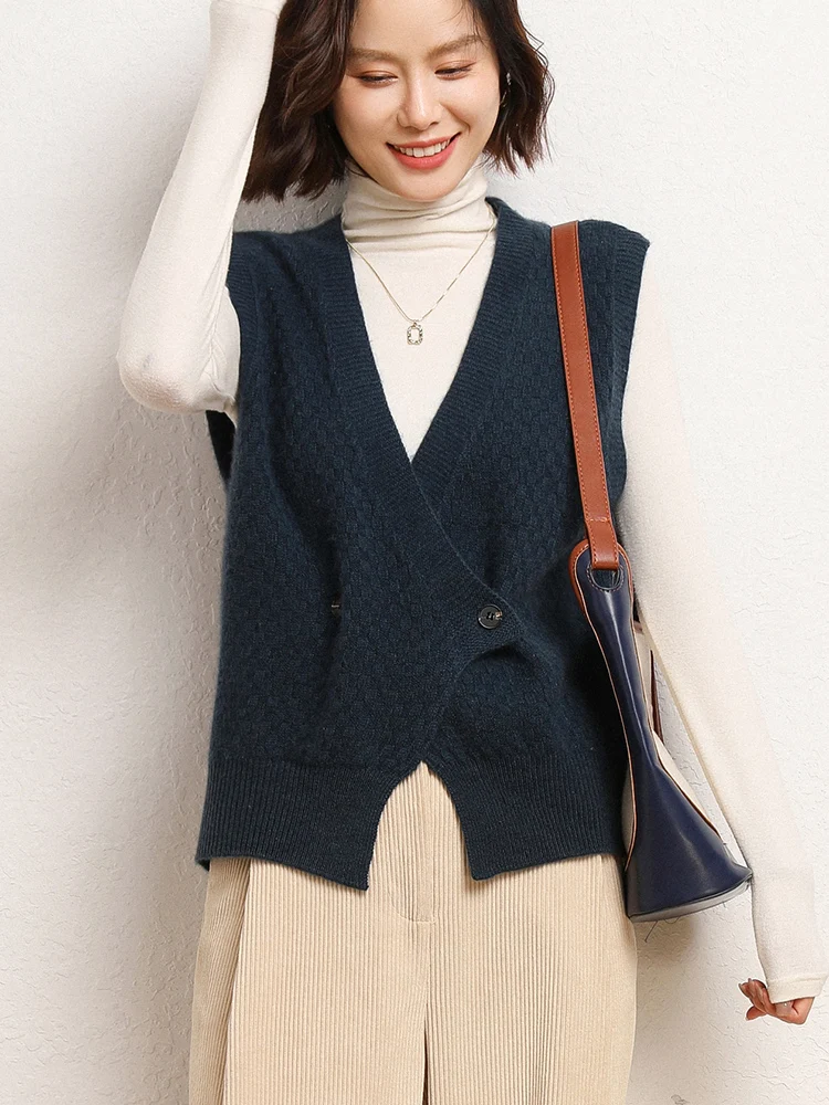 Spring New Women's Sleeveless Cardigan 100% Merino Wool Sweater V-neck Solid Casual Waistcoat Knitwear Korean Popular Clothing