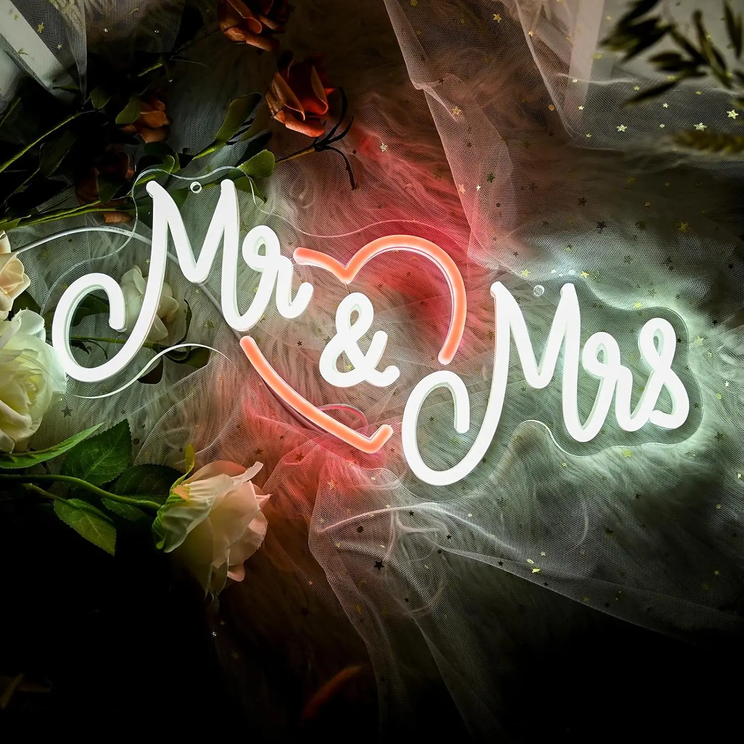 

Mr and Mrs Neon Light Sign LED Aesthetics Neon Sign For Wall Decor Engagement Party Wedding Room Decor Valentines Art Gift