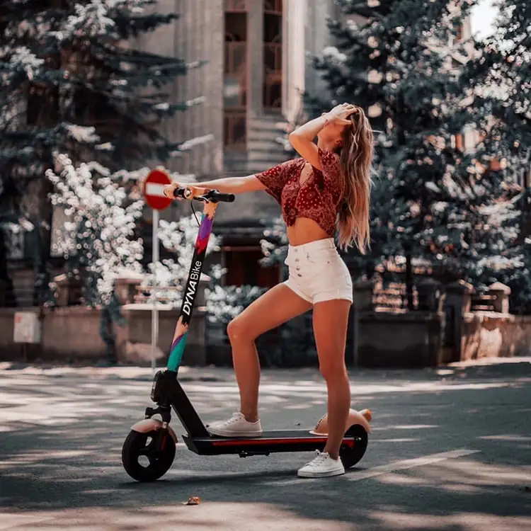 

Intelligent Library Custom 10 Inch Adult Public Gps Dockless Station App Rental E-Scooter Iot System Electric Scooter Sharing E