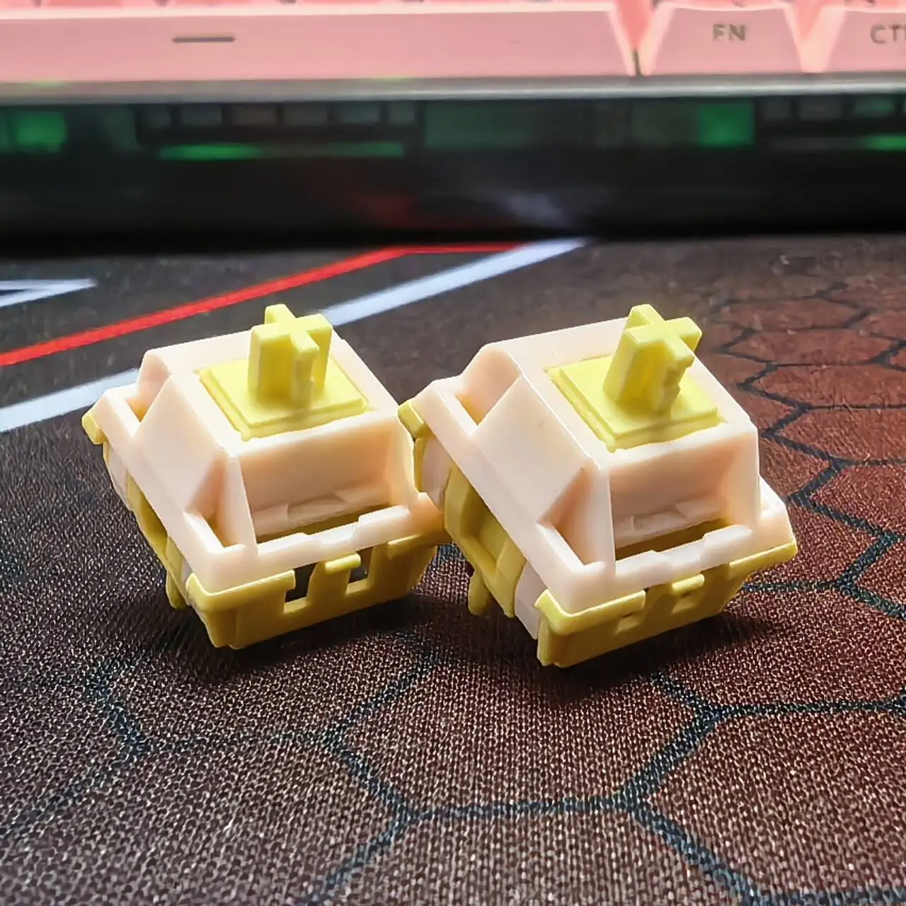 KeyGeek Peach Cheese Switch 5pin 37g 40g 48g Linear HiFi Crisp M5 N5 For Mechanical Keyboard DIY Switches Pre-Lubed Gaming PC 