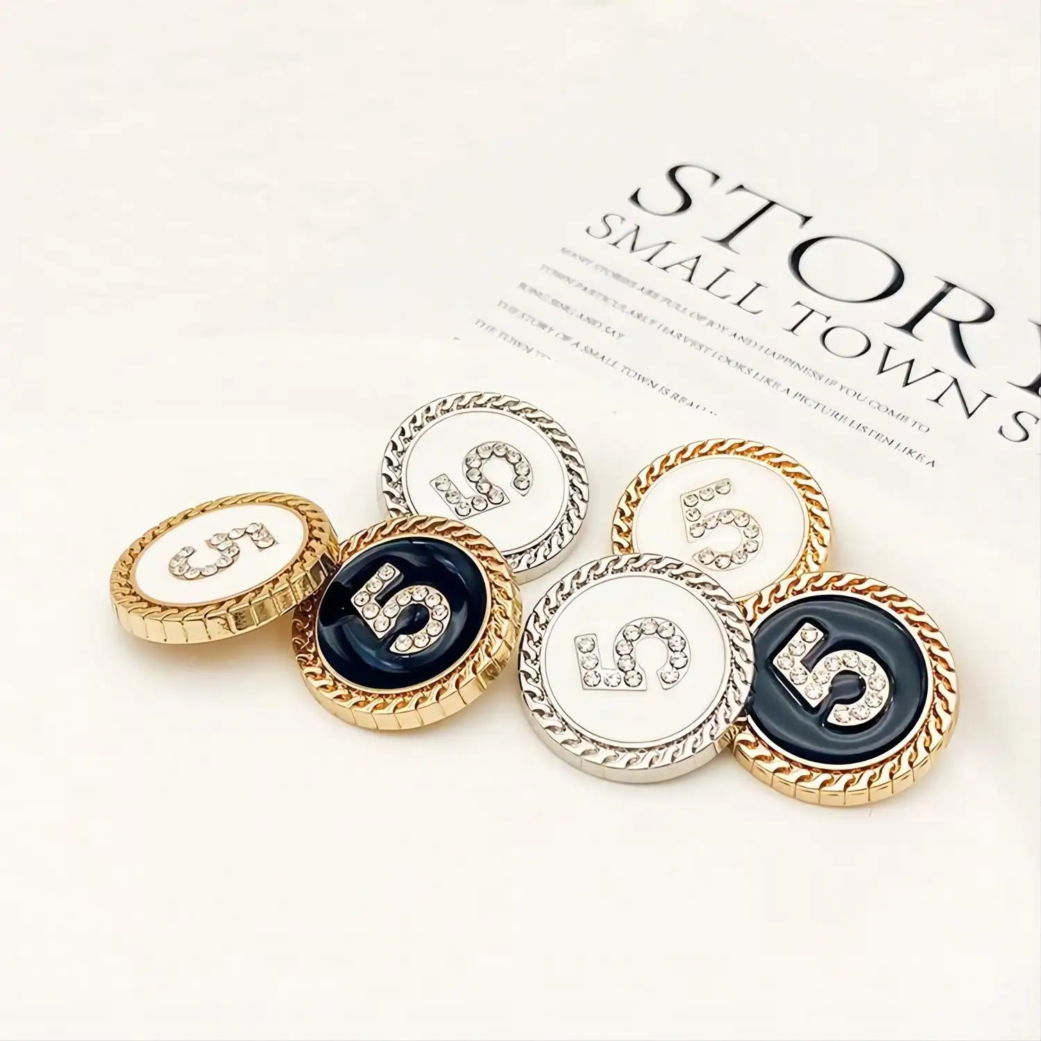 6pcs Lnlaid Rhinestones Gold Five Number  Luxury Design Metal Round Sewing Button For Clothing Accessory Handmade DIY Decoration