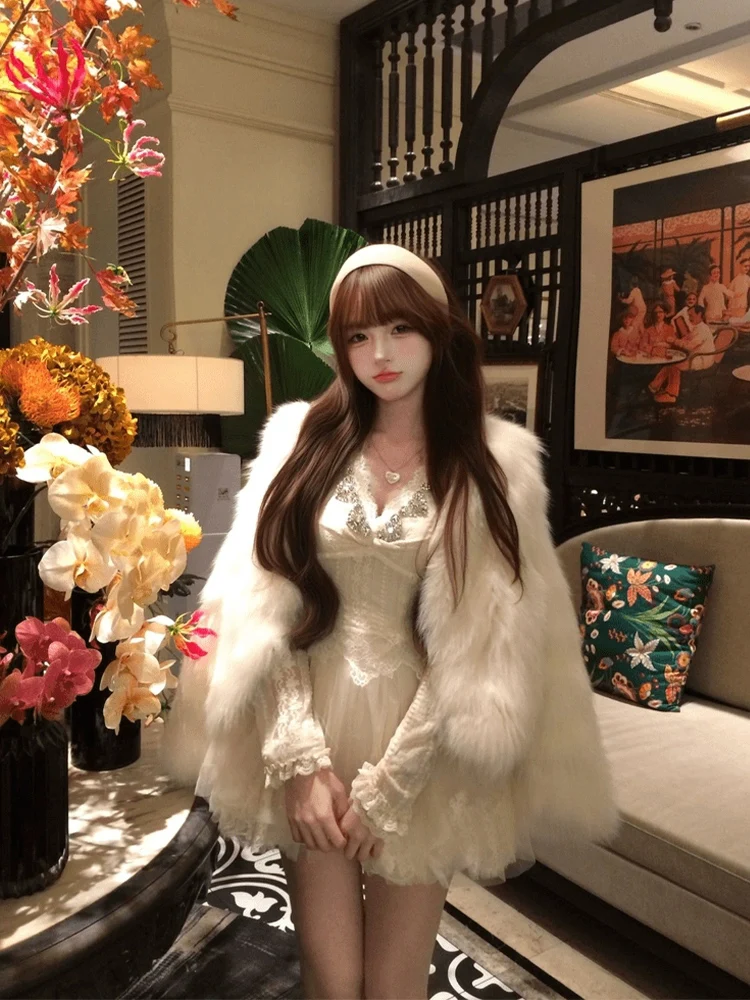 

Женское зимнее платье XZY больших размеров с V-образным вырезом, декорированное кружевом, с пышной юбкой, высокой талией и длинными рукавами