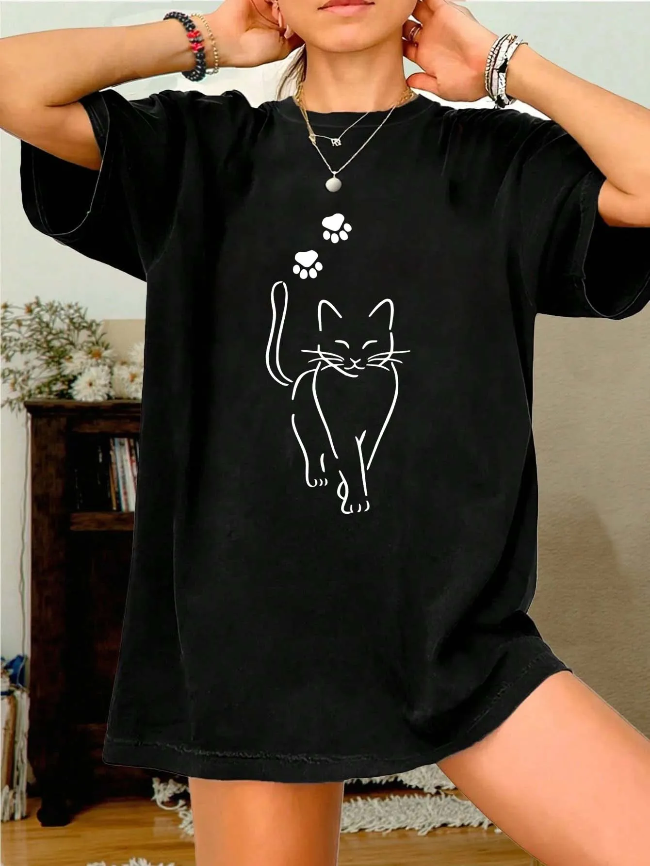 تي شيرت برسومات مخلب القط الرائعة مقاس كبير لسحر الموضة الغريب الأطوار