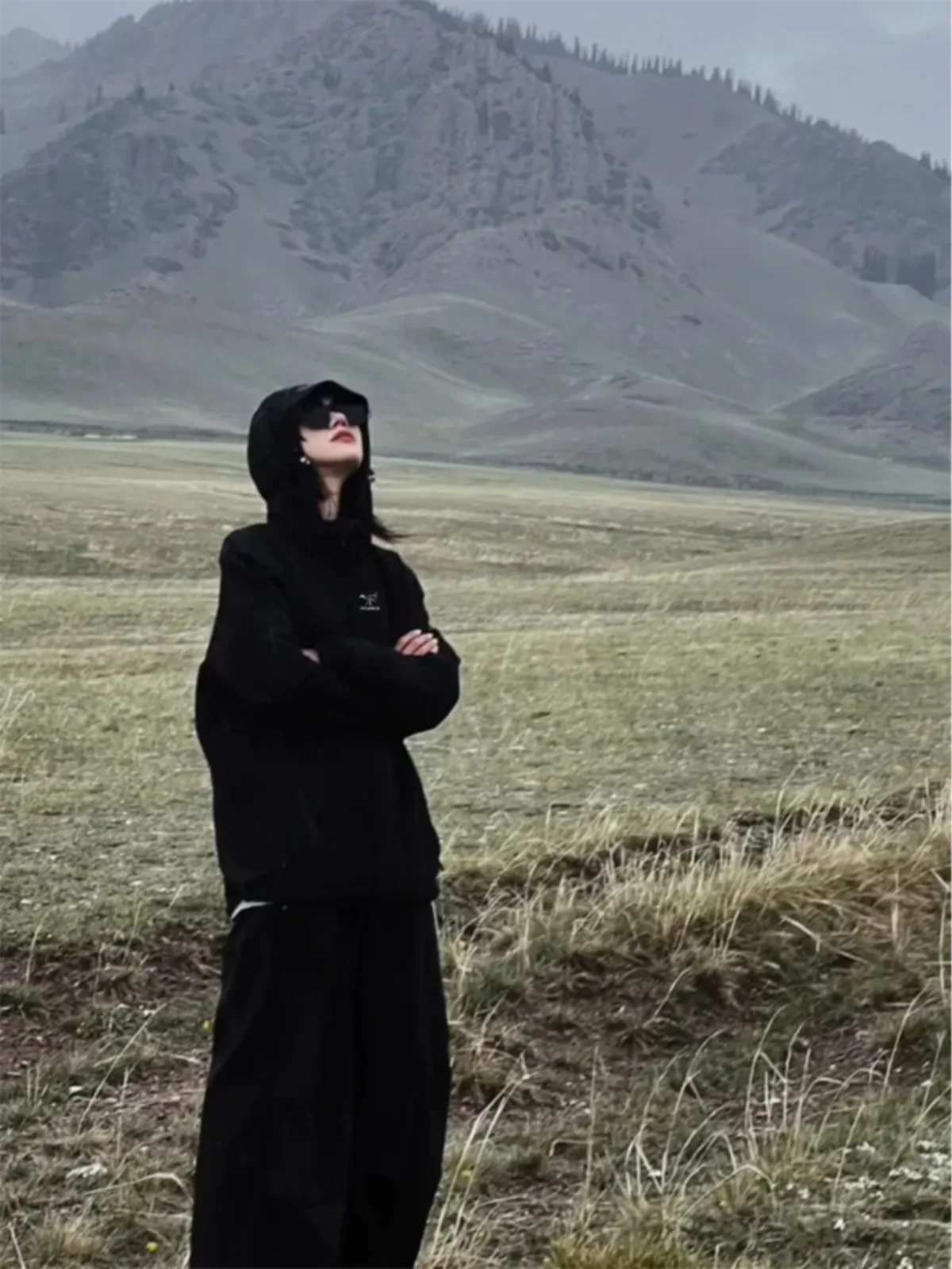 

Outdoor Men's Fce Lined Hooded Jaet Summer UV Protection Climbing Clothing American Sle Couple Matching Travel Wear