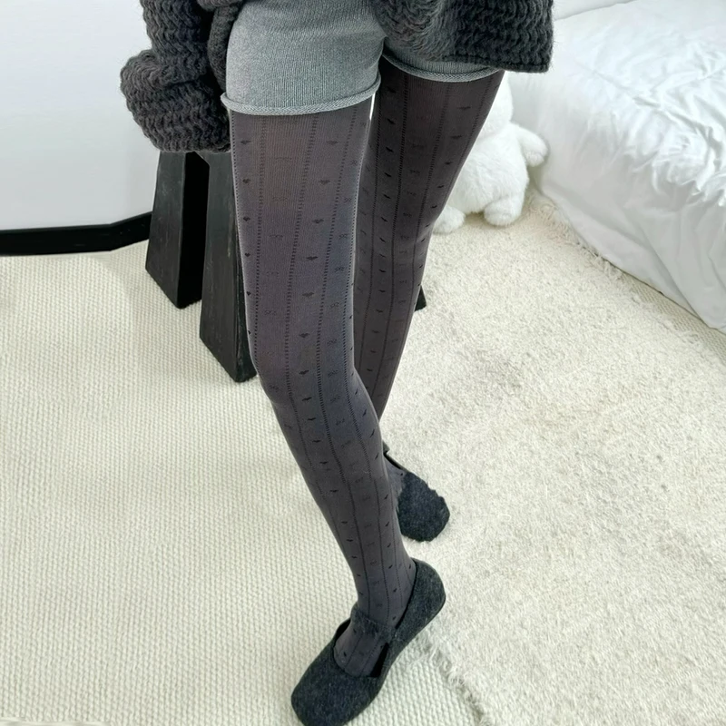 Lolita Herz Jacquard Strumpfhosen Frauen Herbst Winter 80D Mode Retro Muster Hohl-out Bogen Socken Leggings Strumpfhosen 2025