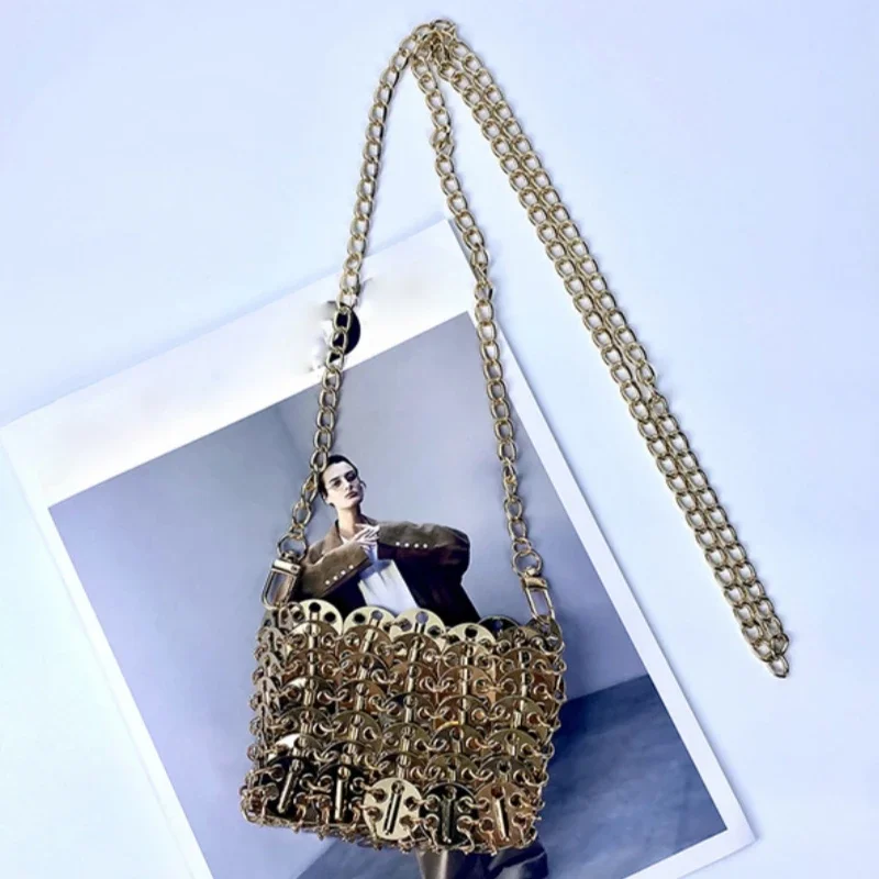 New Arrivals Mini Metal Sequins Chain Crossbody Bag for Women Trend Hand Woven Hollow Out Evening Bag Small Lipstick Clutch Bag