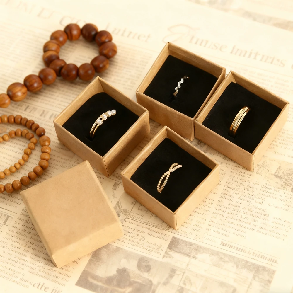 

48 шт., крафт-кольцо 4*4*3 см, коричневая бумажная коробка для ювелирных изделий, органайзер, картонная картонная дорожная упаковочная коробка для ювелирных изделий, чехол с губкой внутри