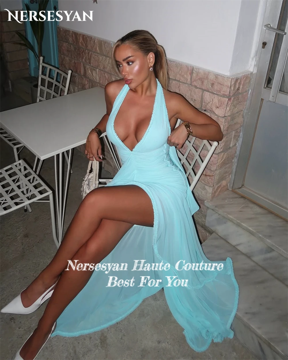 Nersesyan luxe bleu ciel sirène robes de soirée plis fente latérale volants dos nu robe formelle licou robe de soirée personnalisée