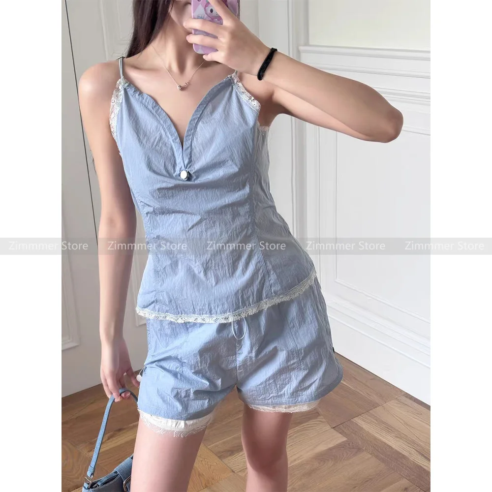 

French sexy romantic niche lace splicing V-neck undershirt camisole + shorts suit 24 spring and summer new female