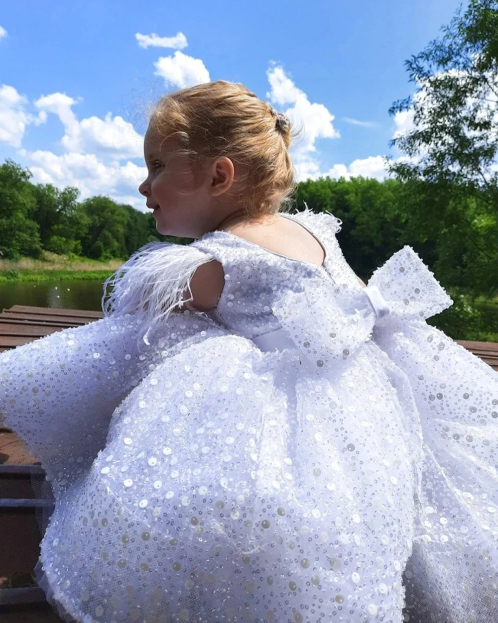 Vestido branco com arco de lantejoulas para meninas, vestido de baile da primeira comunhão, festa de casamento, vestido de madrinha infantil, princesa, 3-9 anos