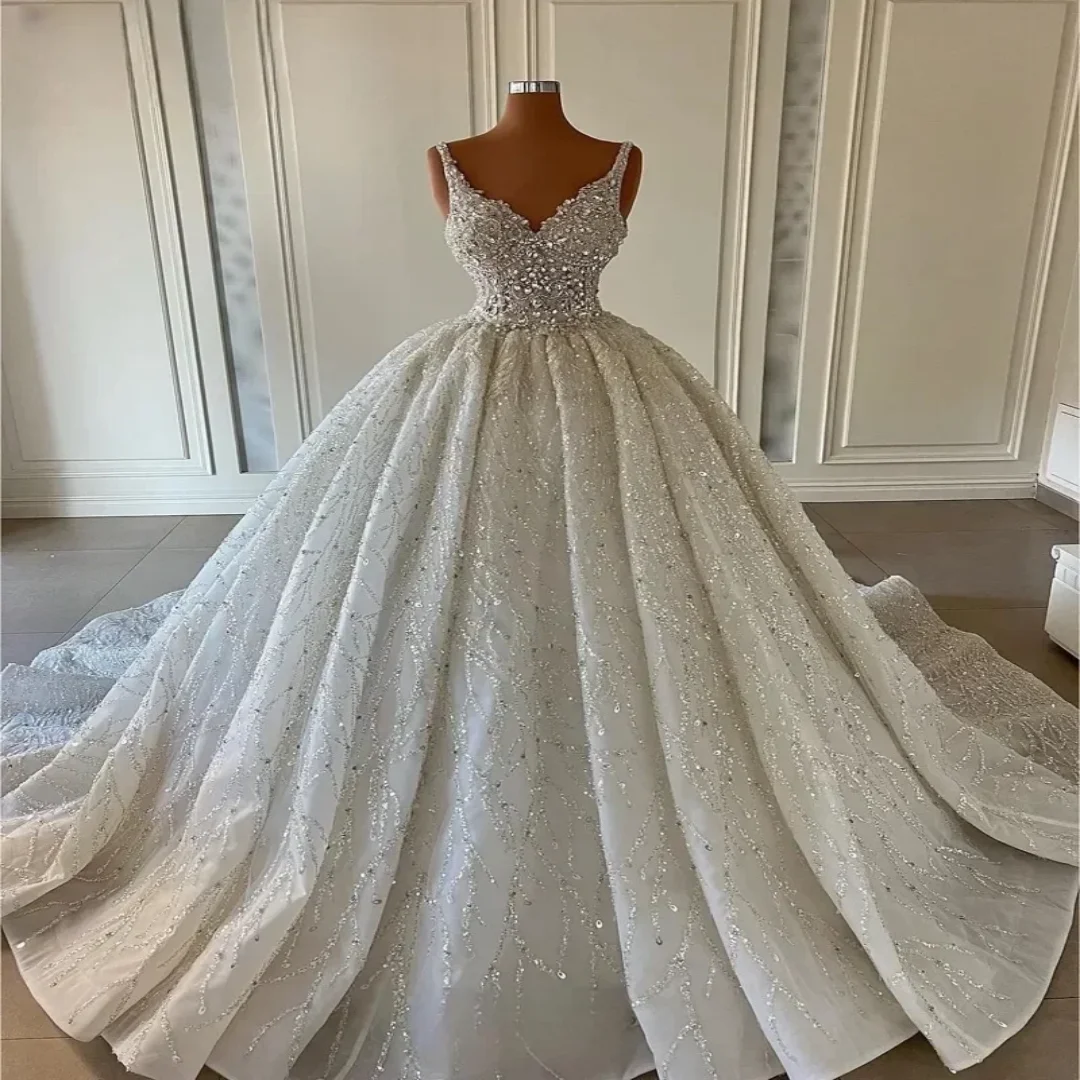 

Customized Sparkly V-Neck Gorgeous Sequineds Appliques Sparkly Crystals Wedding Dress Formal Bridal Gowns Robe Train