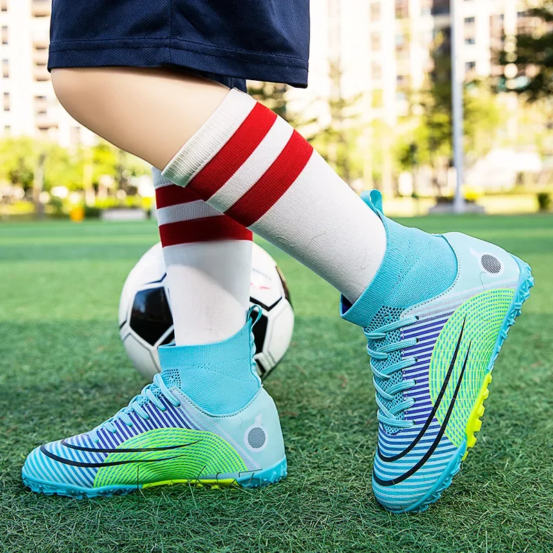 Childrens Football Shoes for Kids Professional Futsal Artificial Grass Sports Soccer Shoes Society Fast Football Boot for Boys