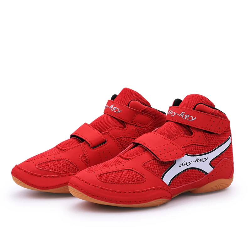 Men Boxing Shoes Combat Athletic Fitness Outdoor Children Comfortable Struggle Big Size Brand Wrestling Shoes Non-Slip Sneakers