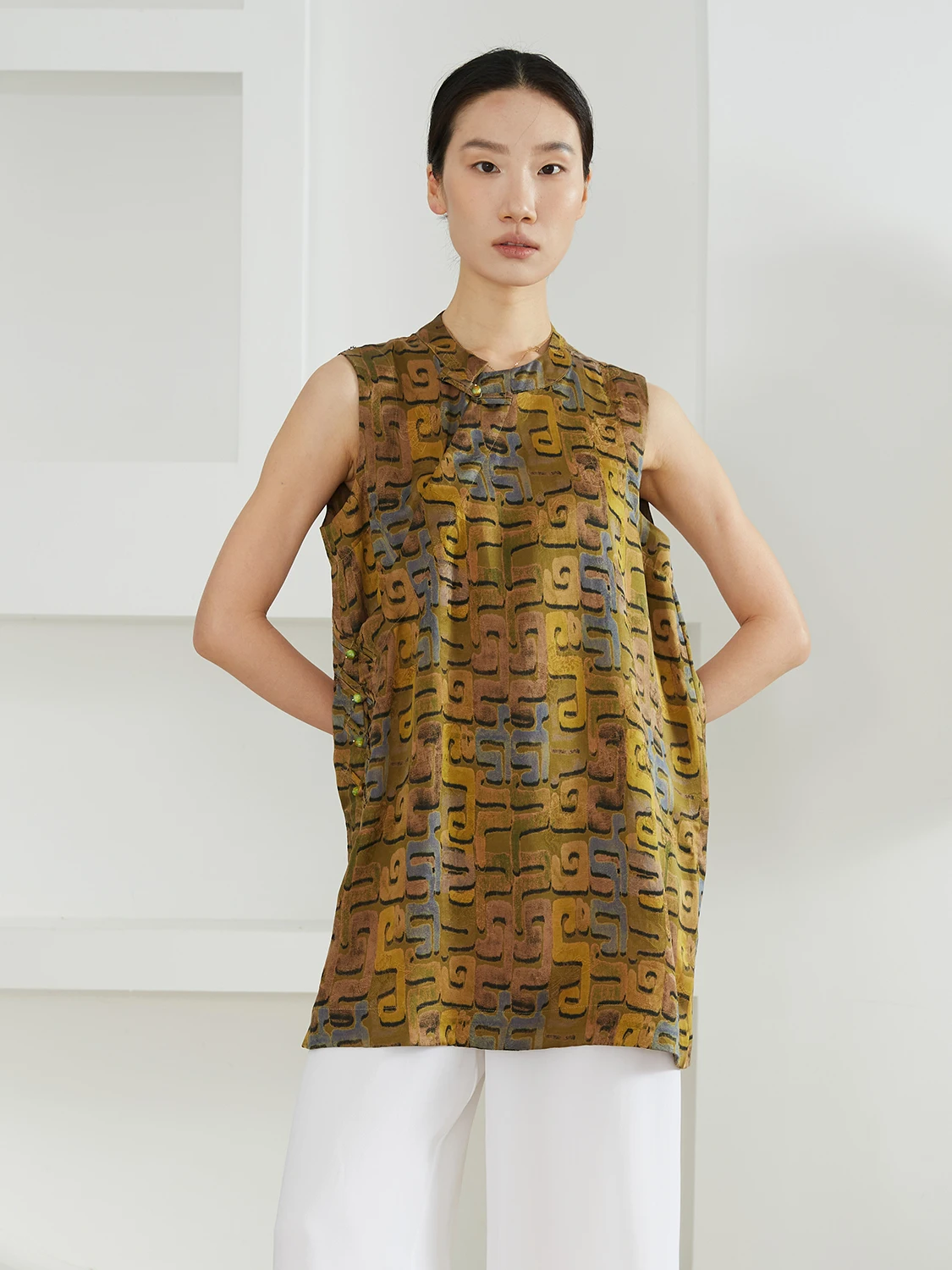 

Специальное предложение: Шелковая футболка с вышивкой из шелка Юйчжэнь, асимметричный вырез, средней длины, летняя футболка для женщин