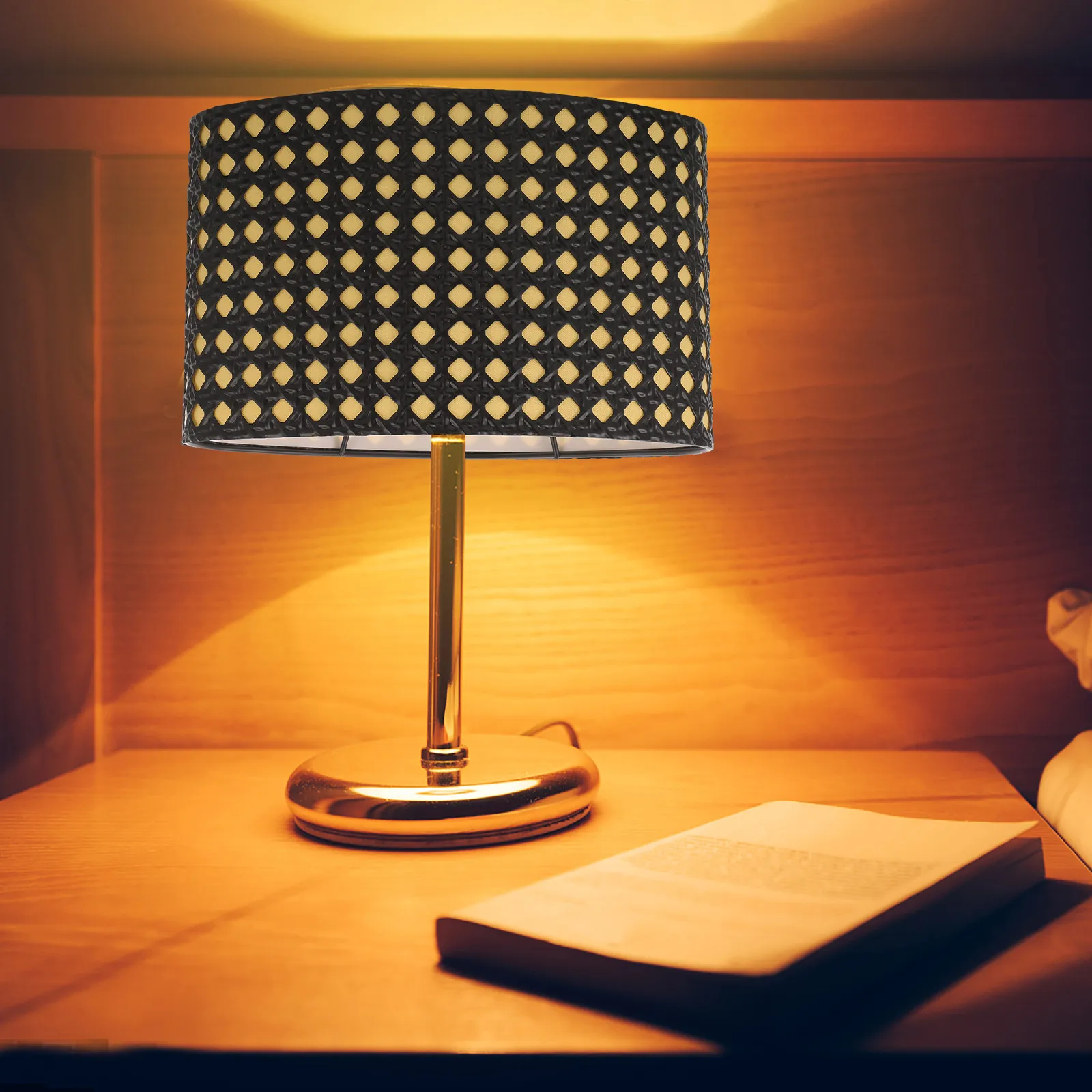 metal-hollow-lamp-shade-cover-e27-e14-modern-lighting-solution-sturdy-trustworthy-unique-design-light