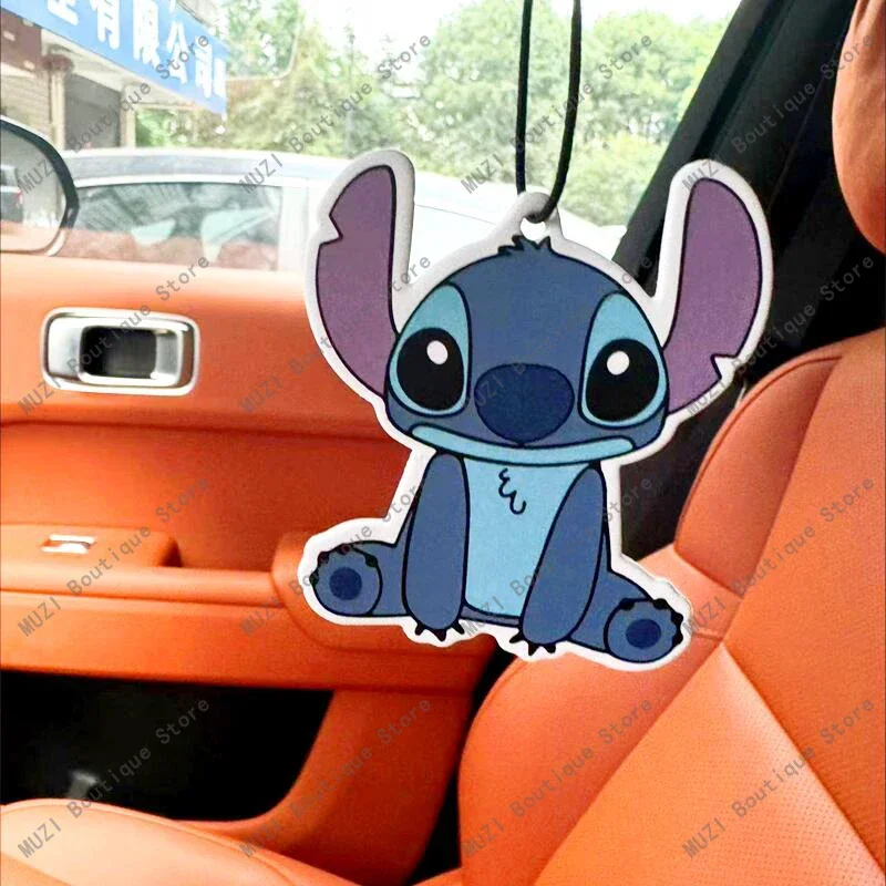 Disney Stitch รถน้ําหอมการ์ดน่ารักการ์ตูนรถลบกลิ่นกระจกมองหลังจี้ Home Air Freshness Card วันหยุดของขวัญ