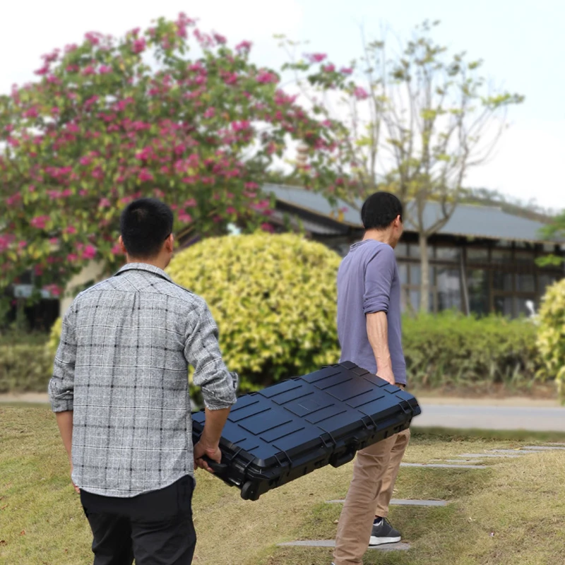 Caja de instrumentación de equipo impermeable de plástico de tamaño largo con ruedas