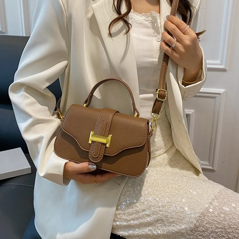 

High-End Women Crossbody Handbag With Detachable Strap And Luxury Lining For Formal Events And Parties