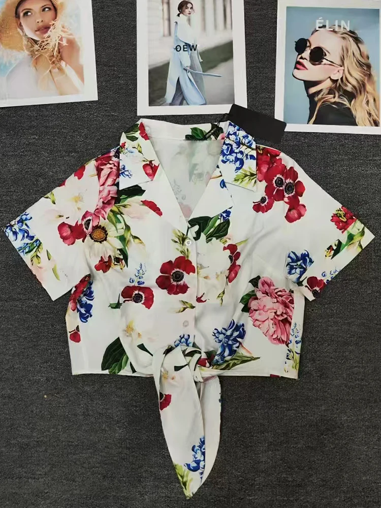 

Two-piece retro printed lapel tie cinched waist short shirt set for 2025 summer women's wear + High-waisted pleated skirt set