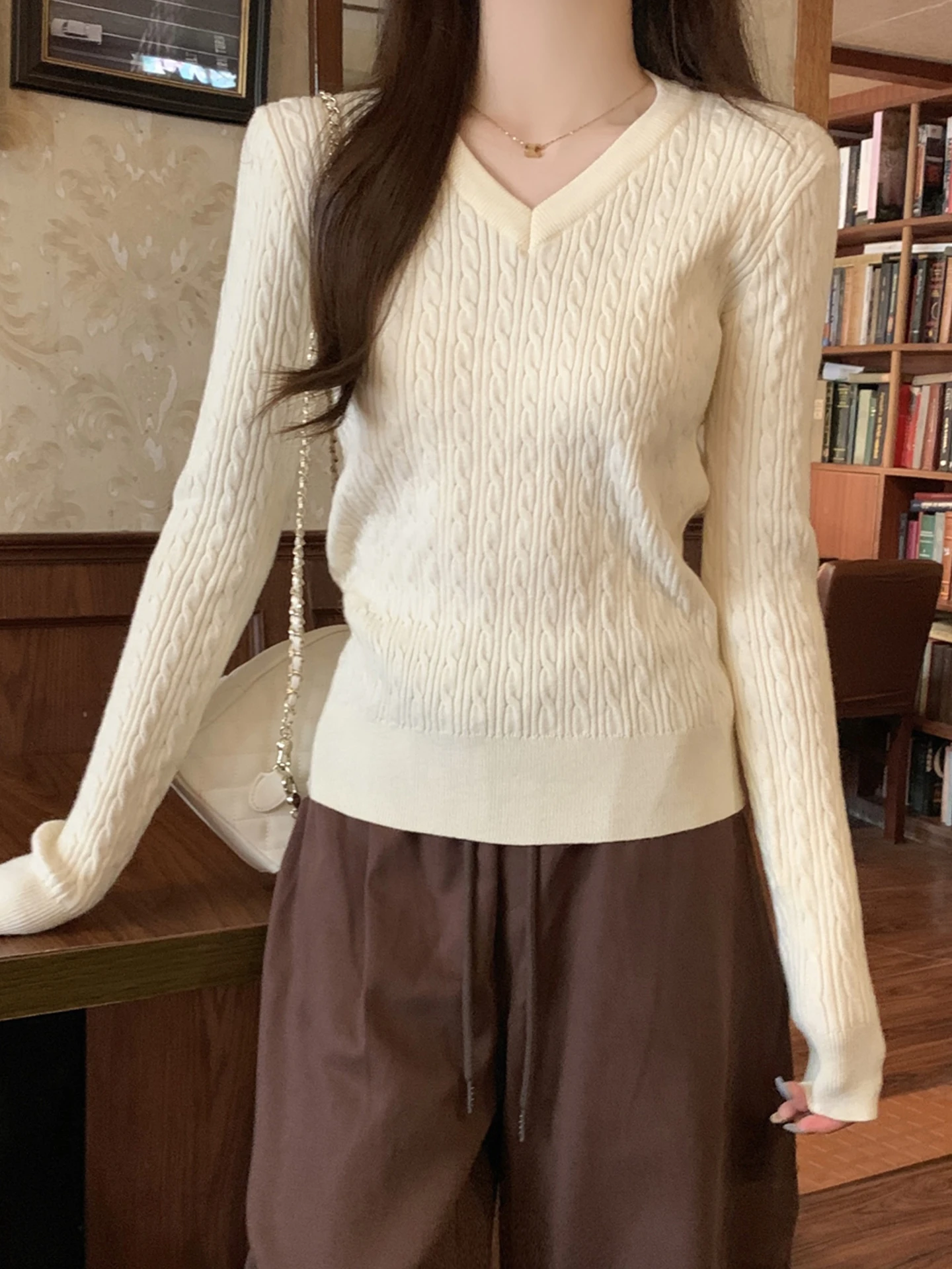 

Женский вязаный свитер с V-образным вырезом и длинными рукавами, с узором «косы», базовый слой, осенне-зимний, модный, в корейском стиле