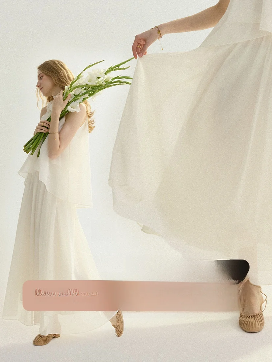 

Retro Style High Waist Midi Skirt Women's White Fairy Skirt Versatile Spring 2026 Skirt Fashion Ladies High Waist Skirt