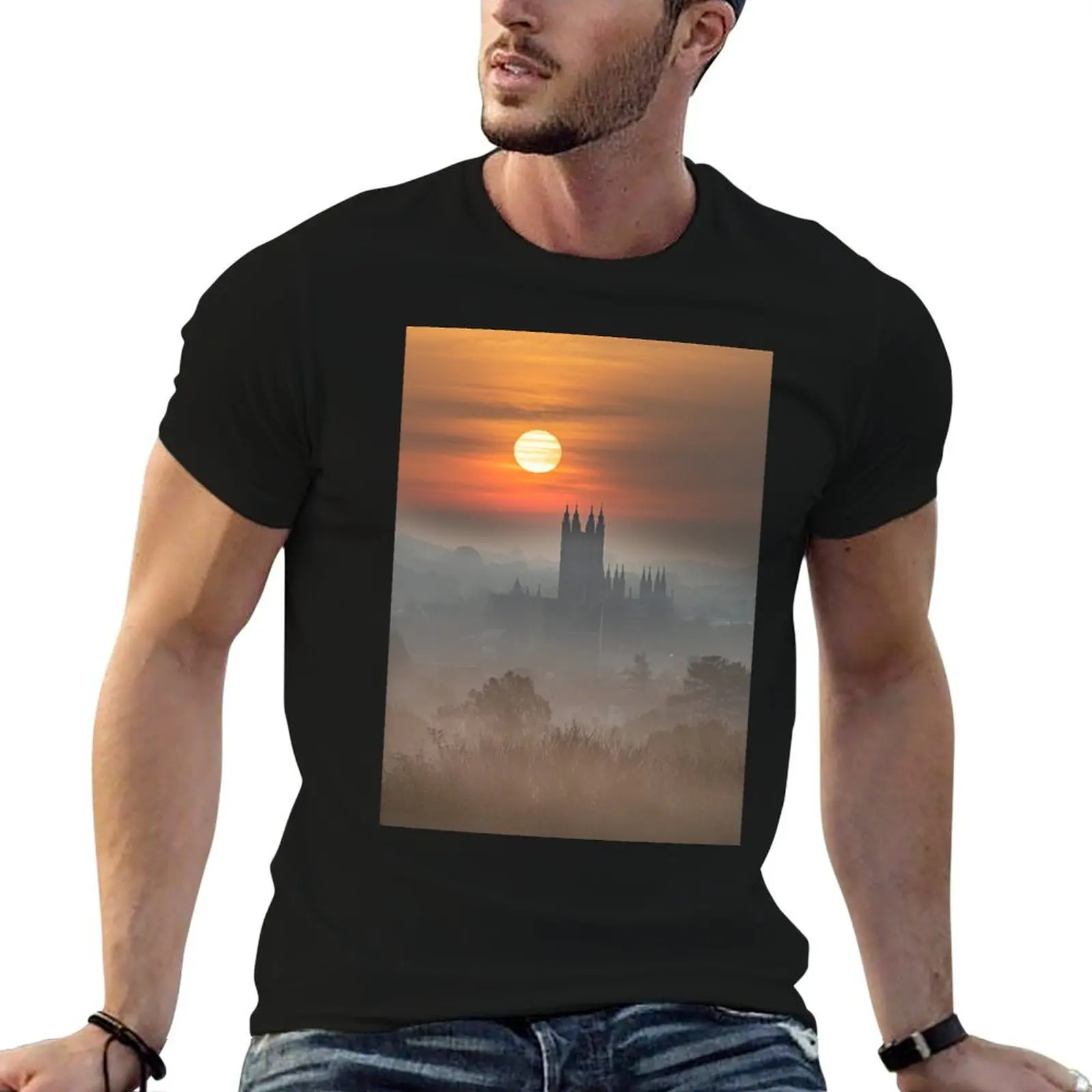 Camiseta Canterbury Cathedral Misty Sunrise, camisetas para hombre, camiseta gráfica divertida para hombre, camiseta esencial de algodón pesado, camiseta