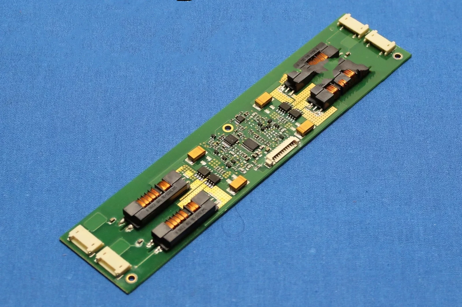 

LXMG1643-12-64 for High voltage strip