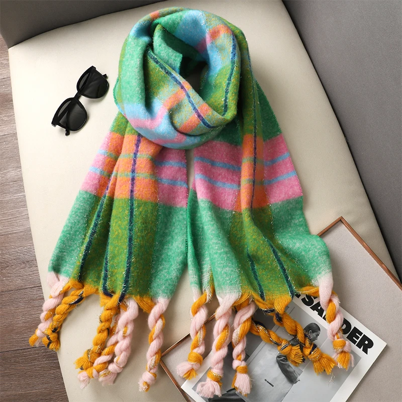 Luxury Plaid Scarf Winter Warm Cashmere Women Hairball Pashmina Foulard Female Scarves Lady Tassel Shawl Wraps 2023 Design New