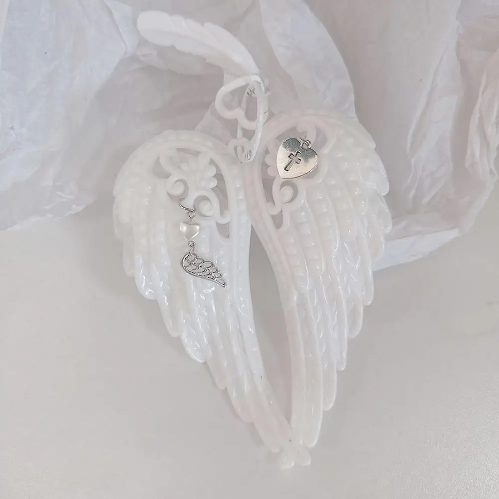 Wings Shape Carabiner Acrylic Keychain