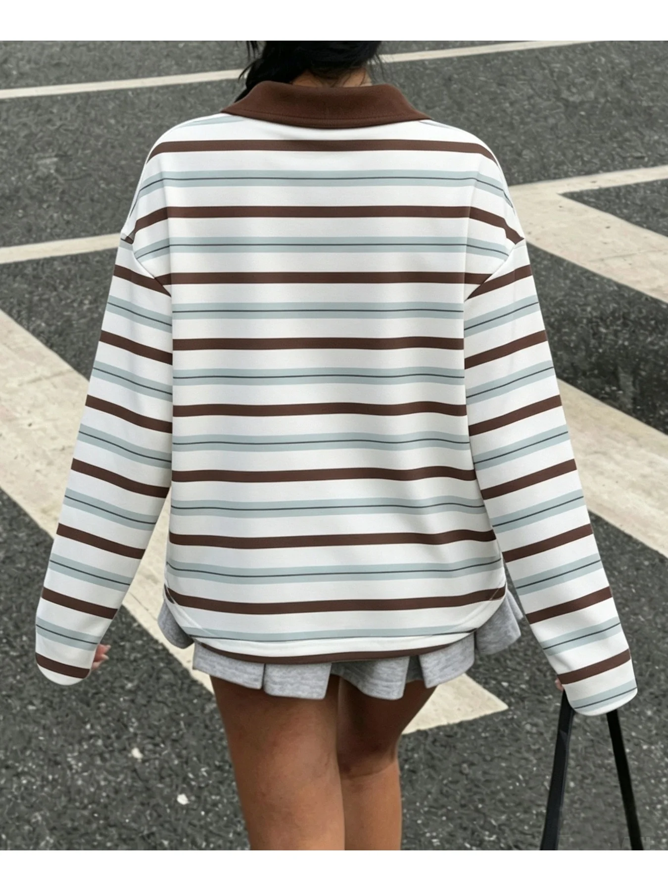 Damen-Hoodie mit gestreiftem Leopardenmuster, langen Ärmeln, Revers und Knöpfen, lässig-elegante Herbstkleidung für den Alltag und Reisen. – Detail 6