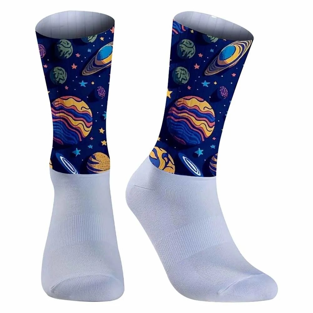 2024 New Unisex Mid-Calf Cycling Socks Breathable and Heat Dissipating Outdoor Sports Socks for Cycling