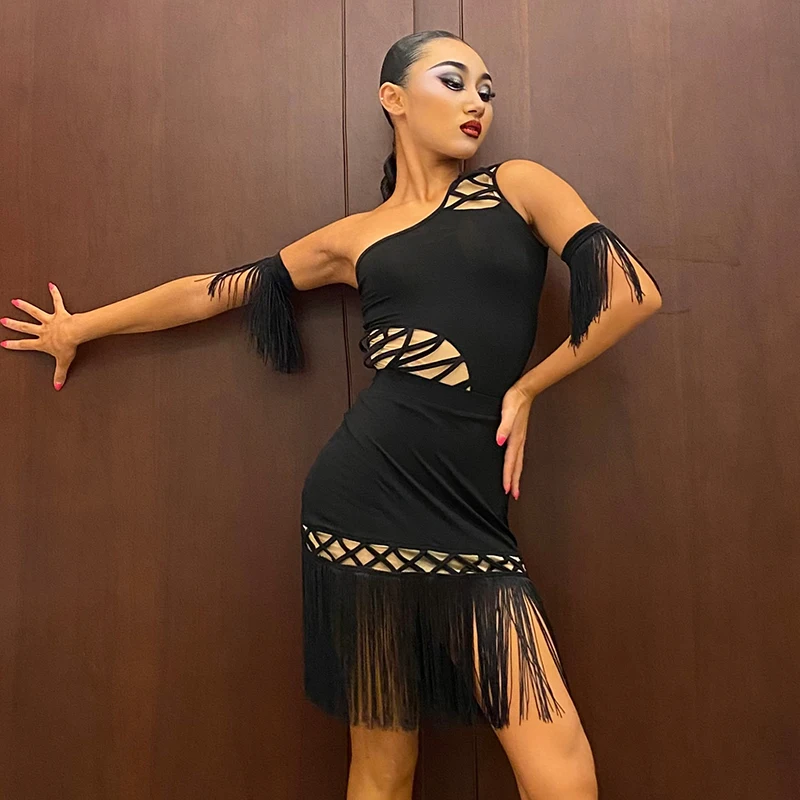 

New Latin Dance Clothes Women Oblique Shoulder Tops Tassel Skirt Adult Cha Cha Rumba Dance Practice Wear Black Dress DNV18969