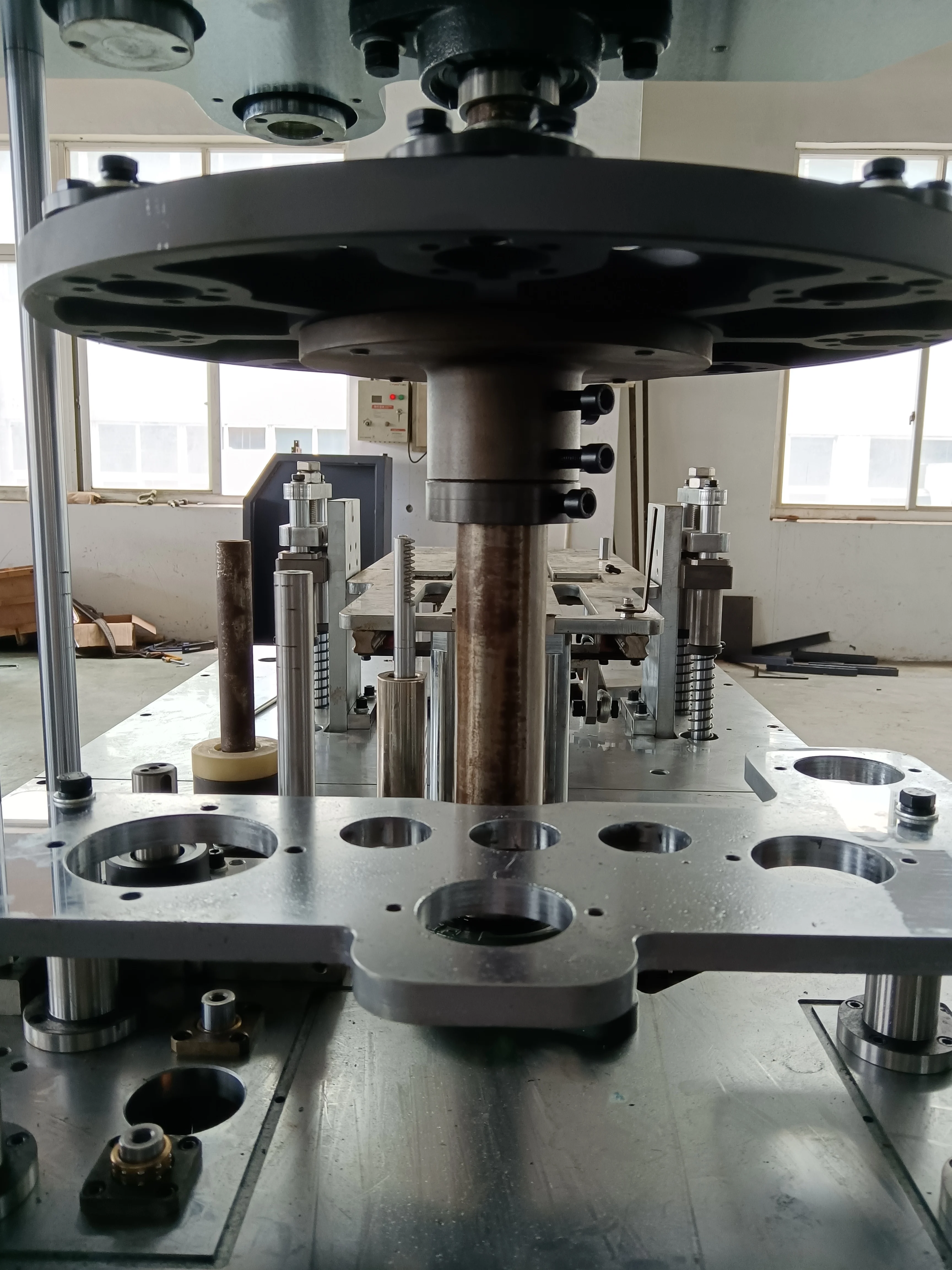 High Speed Paper Cup Making Machine 100pcs/min for 1.5-16oz Cups, Food Grade Paper Cup Production Machine