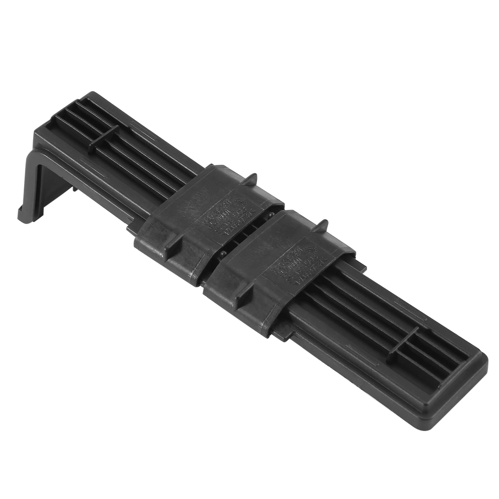 ファビア6rd815391 6rd819422の車のトランクフィルターカバープレートの交換