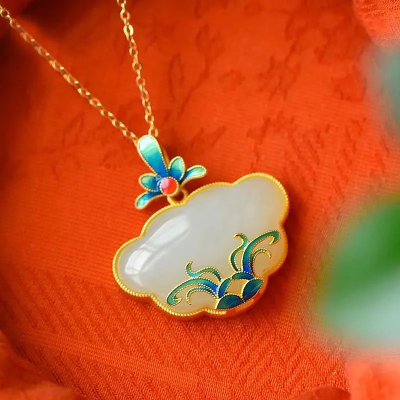 Natural Hetian Yuxiangyun Enamel Porcelain Longevity Lock Pendant Necklace Elegant Charm Classical Ladies Silver Jewelry