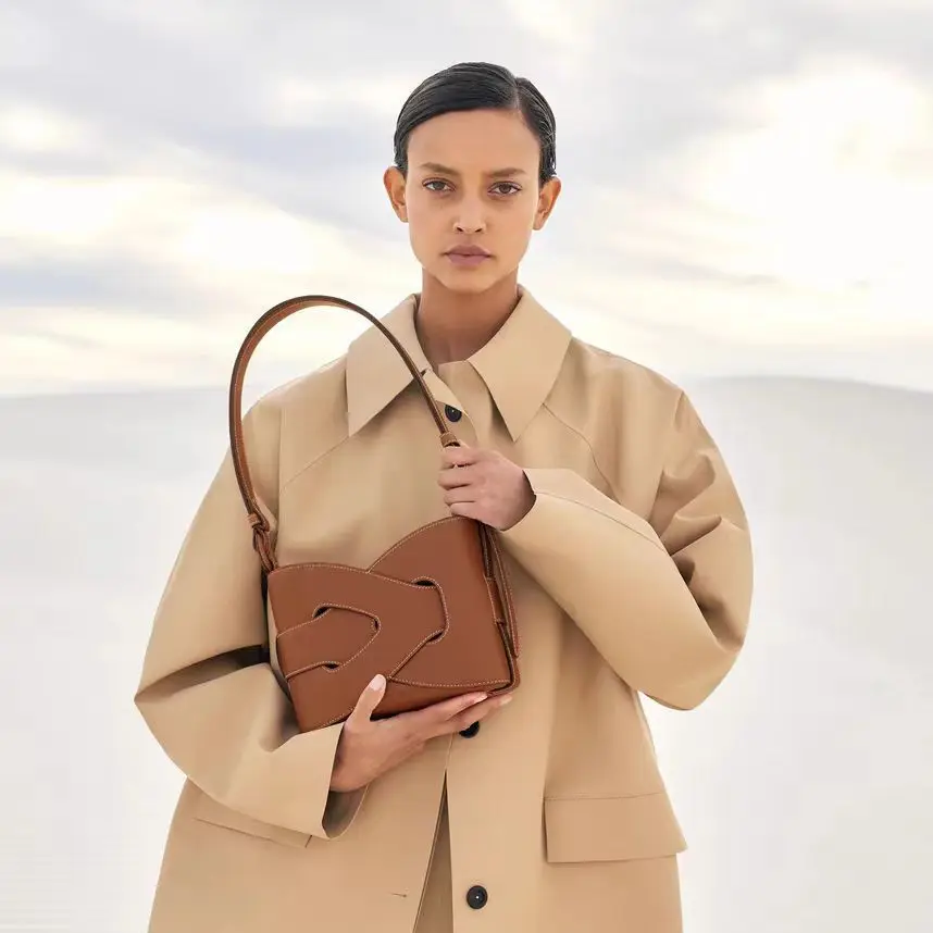 

Advanced leather women's bag with new geometric design, niche underarm bag