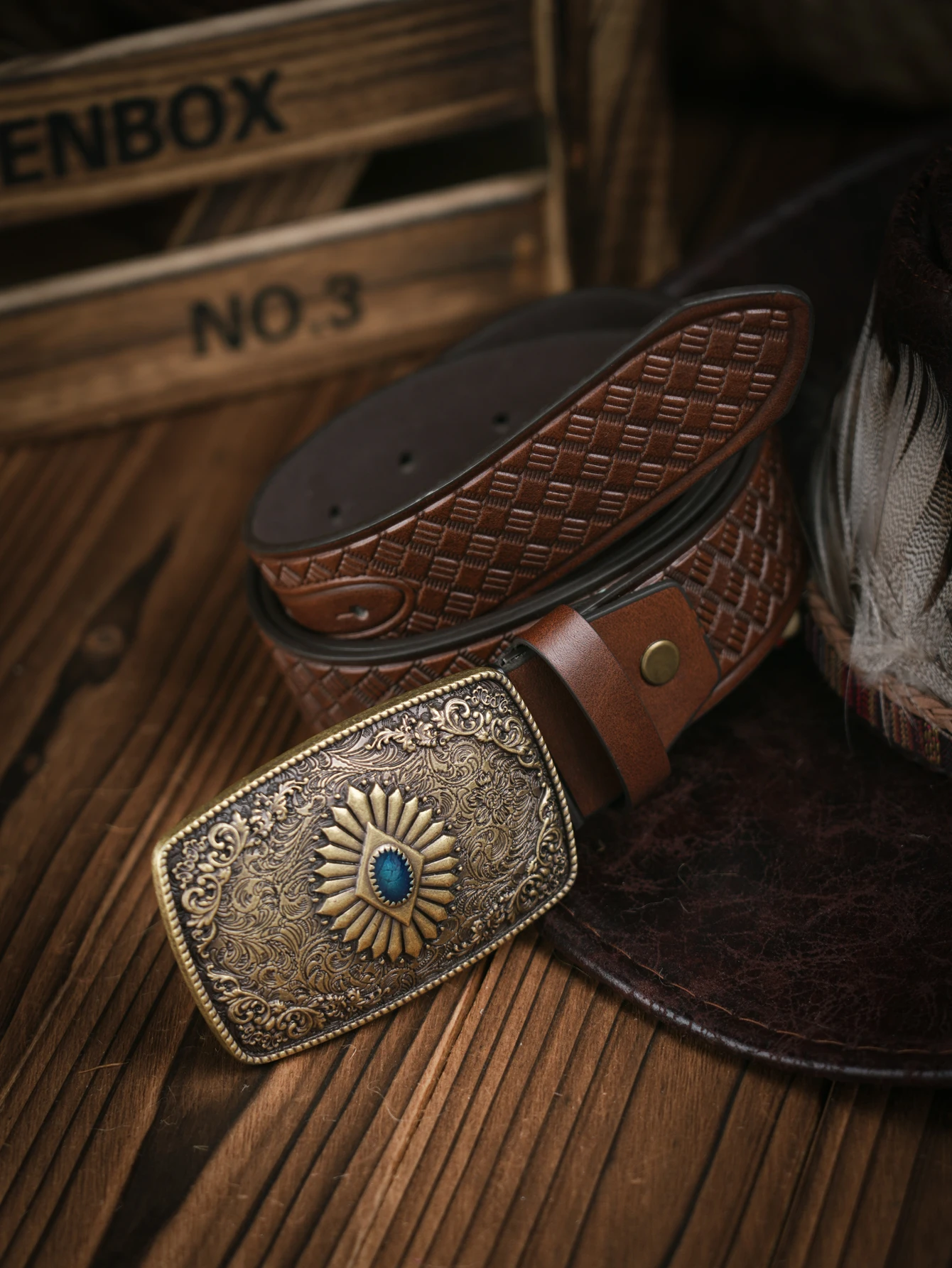 Ein lässiger Retro-Gürtel im Western-Stil für Herren und Damen! PU-Ledergürtel mit Metallschnalle, geeignet für den täglichen Arbeitsgebrauch – Detail 1