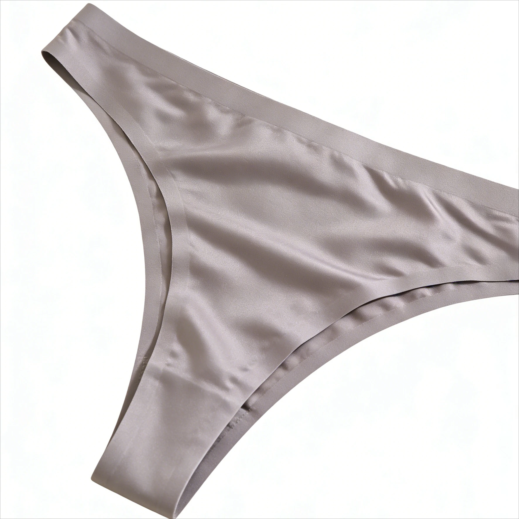 Sømløs Satin Thong for Damer - usage example