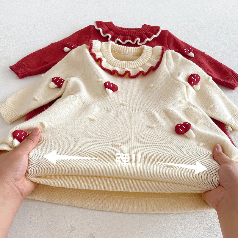 ملابس الفتيات الغربية للعام الجديد 2025 فستان محبوك فطر ثلاثي الأبعاد للشتاء الجديد سترة بعمر سنة واحدة #2