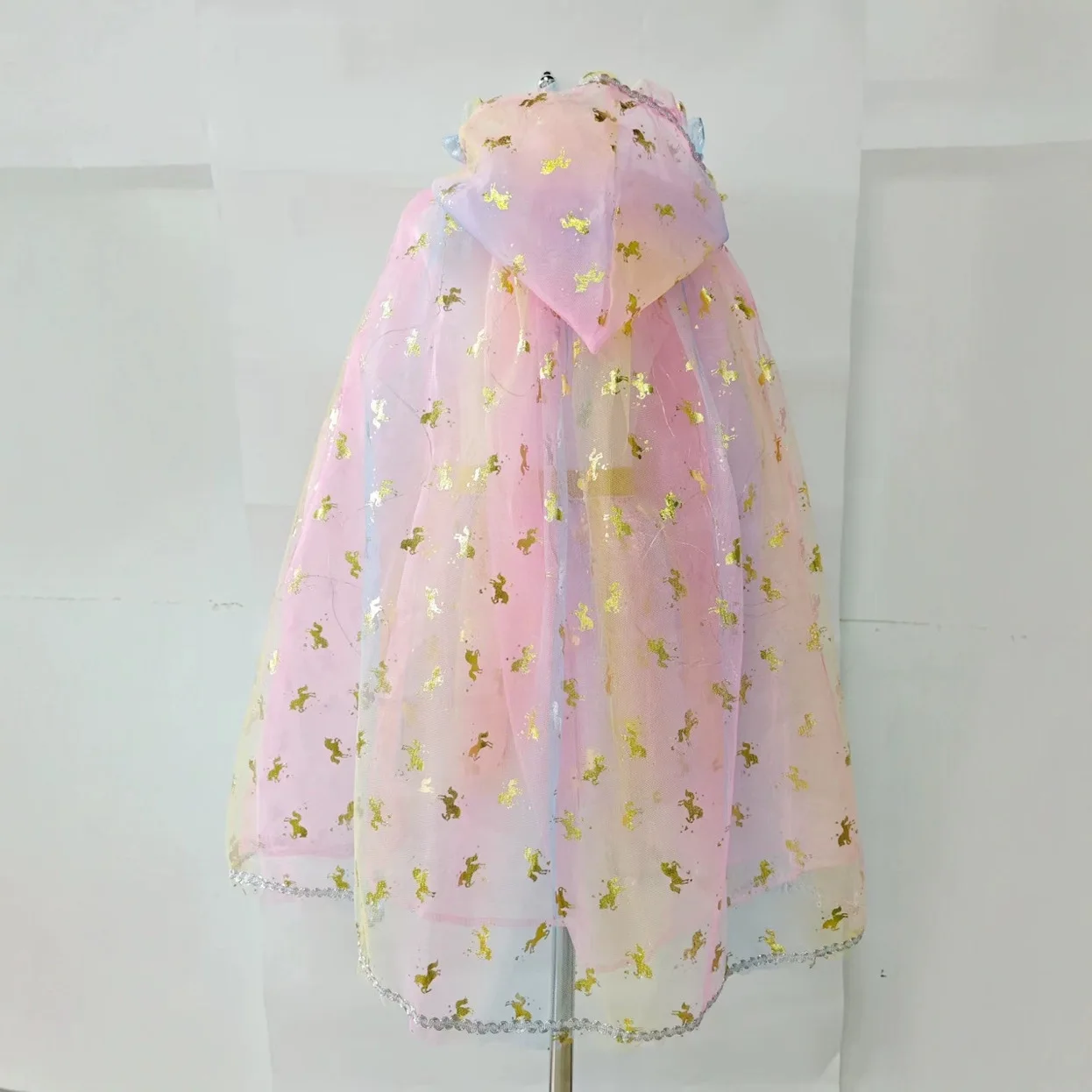 Theeper Mesh Printed Tulle Cloak Multi Color Star Shawl Soft Glitter Mesh Wrap Holiday Birthday Stage Photo Decor Accessory Gift