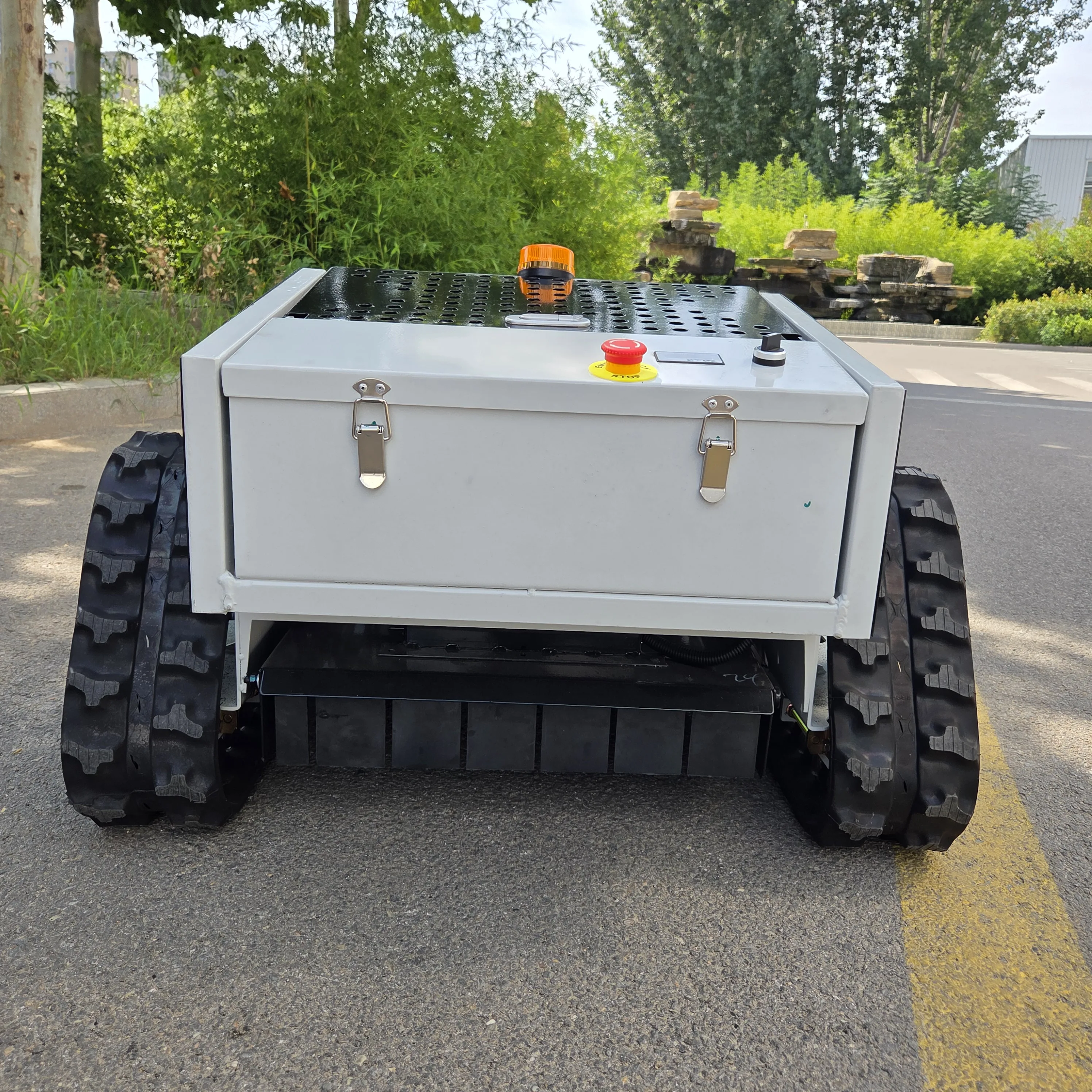 Mesin Pemotong Rumput Jarak Jauh ZNW - 500B Berkinerja Tinggi: Kontrol Nirkabel, Potongan 20 - 150mm, Langsung dari Pabrik & Dapat Disesuaikan Dapatkan Impian Anda