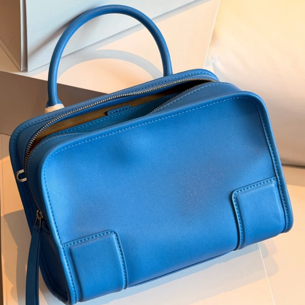 Fashionable Minimalist Handbag 2026 New Single Shoulder Crossbody Bag Women's Bag Simple Design Pure Color Leather Handbag